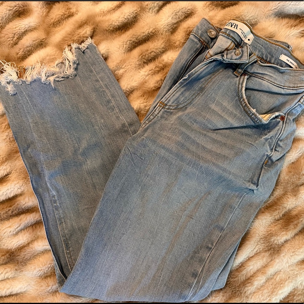 Zara high Rise Flare Jeans